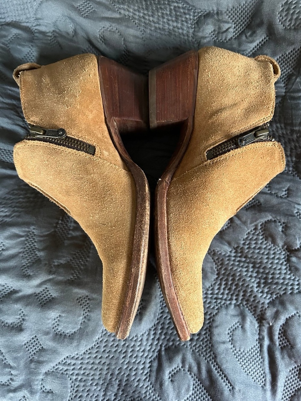 Frye Chestnut Suede Side-Zip Ankle Booties with Pointed Toe. Size 7